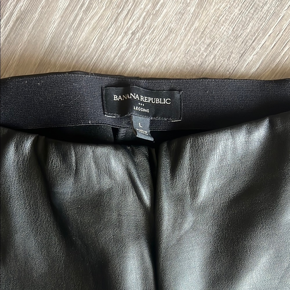 Banana Republic Black Leatherette Leggings - Picture 2 of 7